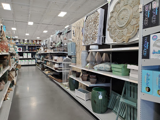 Home Goods Store «At Home», reviews and photos, 5000 S Arizona Mills Cir #313, Tempe, AZ 85282, USA