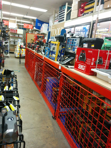 Hardware Store «Clark-Devon Hardware», reviews and photos, 6401 N Clark St, Chicago, IL 60626, USA