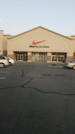 Sporting Goods Store «Nike Factory Store», reviews and photos, 1622 Galleria Blvd, Brentwood, TN 37027, USA