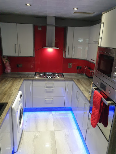 Comments and reviews of Madina Kitchens Ltd
