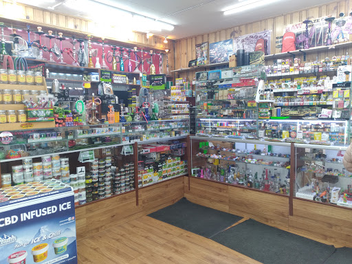 Tobacco Shop «Tobacco Zone», reviews and photos, 6638 W Roosevelt Rd, Oak Park, IL 60304, USA