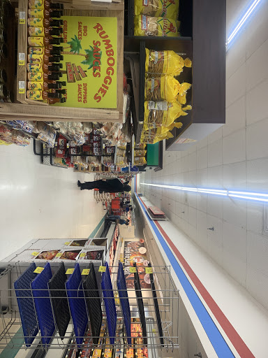 Supermarket «Rowes Supermarket», reviews and photos, 8595 Beach Blvd #329, Jacksonville, FL 32216, USA