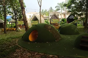 Play Out Place image