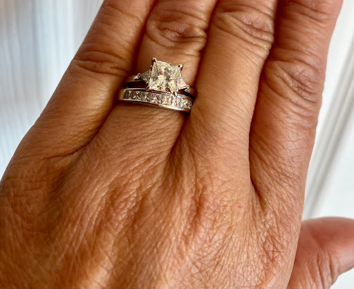 Jewelry Store «International Diamond Center», reviews and photos, 10330 N Dale Mabry Hwy, Tampa, FL 33618, USA