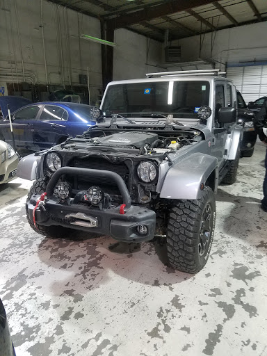 Auto Body Shop «Xtreme Collision Repair», reviews and photos, 15502 Midway Rd, Addison, TX 75001, USA