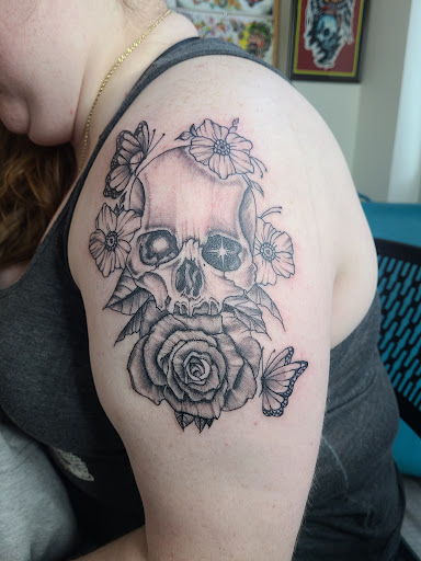 Tattoo Shop «Sandbridge Tattoo», reviews and photos, 2336 Elson Green Ave #108, Virginia Beach, VA 23456, USA