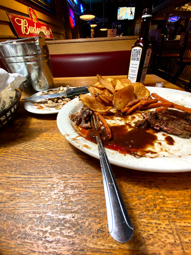Logans Roadhouse image