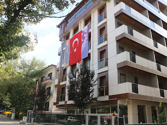 Esen Kız Öğrenci Yurdu - Merkez ( Taşkent Cad. / 1. Cadde )