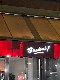 Bar du Restaurant italien Bacioni à Paris - n°12