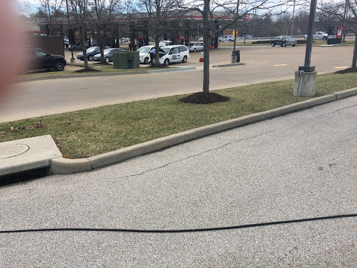 Oil Change Service «Jiffy Lube», reviews and photos, 1915 Hawkins Rd, Fenton, MO 63026, USA