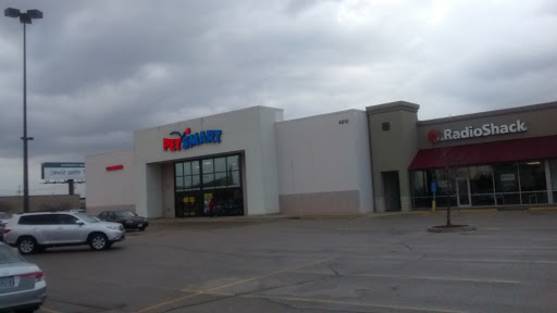 Pet Supply Store «PetSmart», reviews and photos, 4810 1st Ave NE, Cedar Rapids, IA 52402, USA
