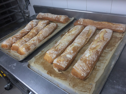 Panadería Y Pastelería Cano