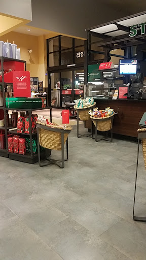 Grocery Store «Safeway», reviews and photos, 4515 SE Woodstock Blvd, Portland, OR 97206, USA