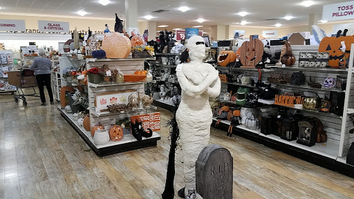 Department Store «T.J. Maxx & HomeGoods», reviews and photos, 4890 Integrity Way, Appleton, WI 54913, USA