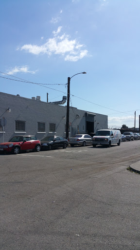 Auto Body Shop «J & H Custom Auto Body Shop», reviews and photos, 9901 Pippin St, Oakland, CA 94603, USA