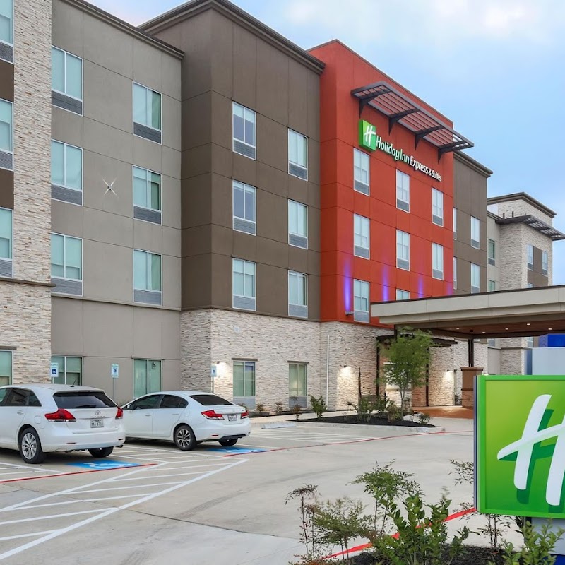 Holiday Inn Express & Suites Houston - Hobby Airport Area, an IHG Hotel