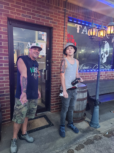 Tattoo Shop «Agape Ink Tattoo & Piercings», reviews and photos, 669 Atlanta Highway Southeast A, Winder, GA 30680, USA