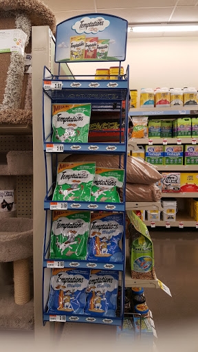 Pet Supply Store «Pet Supplies Plus», reviews and photos, 911 N Cable Rd a, Lima, OH 45805, USA