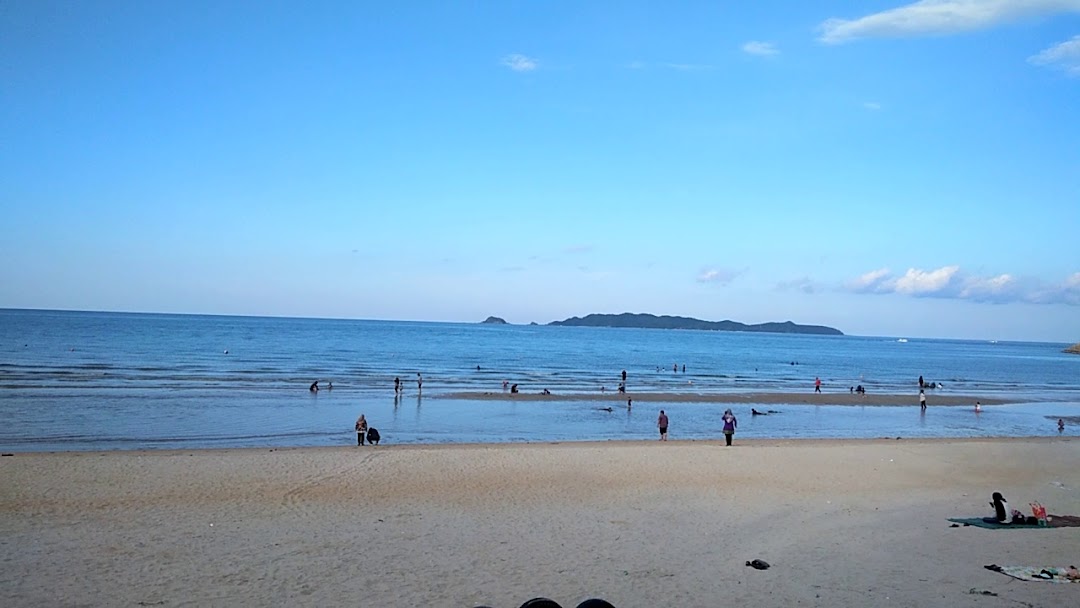 Pantai Pulau Kekabu