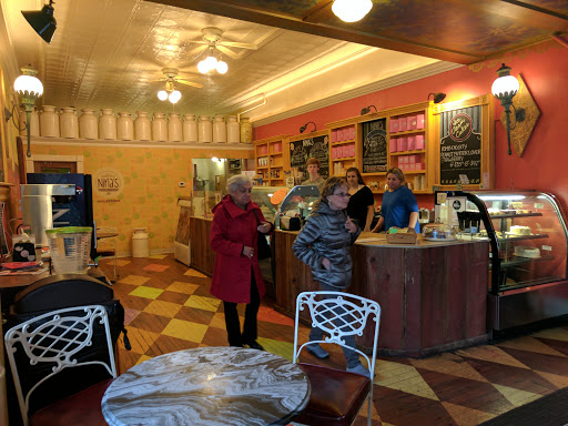 Ice Cream Shop «Nina’s Waffles and Sweets», reviews and photos, 30 E State St, Doylestown, PA 18901, USA