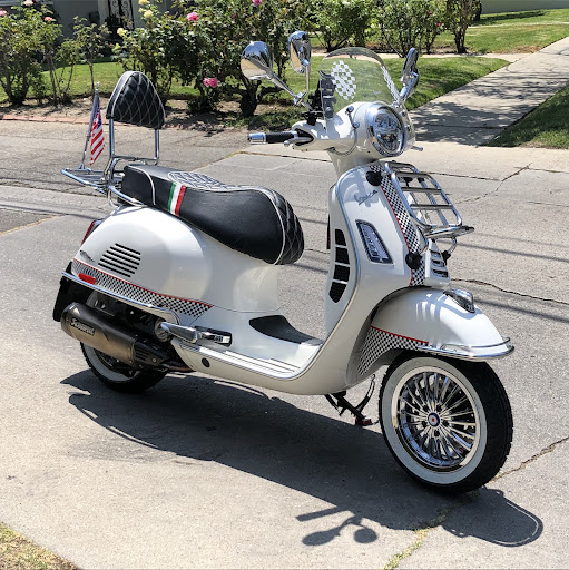 Motor Scooter Dealer «Vespa of Sherman Oaks», reviews and photos, 13629 Ventura Blvd, Sherman Oaks, CA 91423, USA