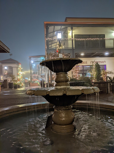 Shopping Mall «Oakway Center», reviews and photos, 2350 Oakmont Way #204, Eugene, OR 97401, USA