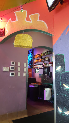 Tex-Mex Restaurant «Tijuana Flats», reviews and photos, 5065 N Dixie Hwy, Oakland Park, FL 33334, USA