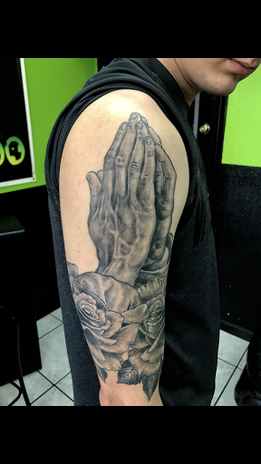 Tattoo Shop «Electric Voodoo Tattoo», reviews and photos, 34 Union Way # A, Vacaville, CA 95687, USA