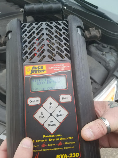 Hyundai Dealer «Crestmont Hyundai», reviews and photos, 2961 Center Rd, Brunswick, OH 44212, USA