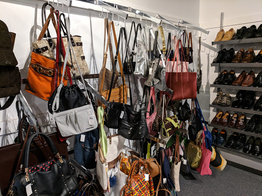 Thrift Store «Goodwill Second Debut Carytown», reviews and photos, 3114 W Cary St, Richmond, VA 23221, USA