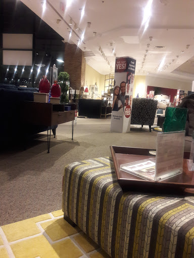 Furniture Store «Art Van Furniture - Southfield», reviews and photos, 22555 Greenfield Rd, Southfield, MI 48075, USA