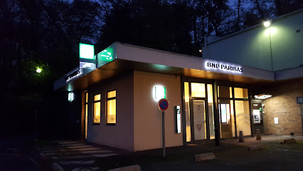 Photo du Banque BNP Paribas - Ville D'avray à Ville-d'Avray
