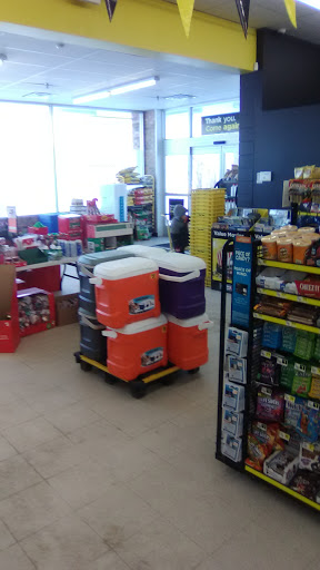 Discount Store «Dollar General», reviews and photos, 6100 W Main St, Eau Claire, MI 49111, USA