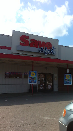 Grocery Store «Save-A-Lot», reviews and photos, 110 E 6th St, Franklin, OH 45005, USA