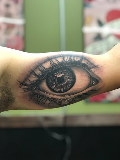 Tattoo Shop «Cyclops Tattoos», reviews and photos, 1406 Fruitvale Blvd, Yakima, WA 98902, USA