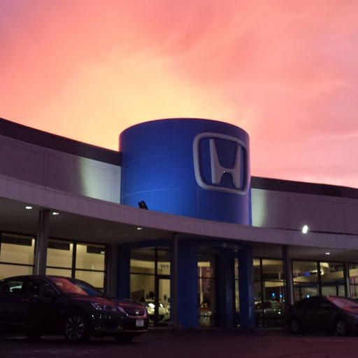 Honda Dealer «Lynnwood Honda», reviews and photos, 22020 WA-99, Edmonds, WA 98026, USA