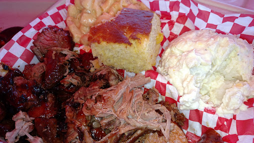 Barbecue Restaurant «Brew Hawg BBQ & Brewing Co», reviews and photos, 665 N Tustin St, Orange, CA 92867, USA