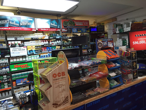 Tobacco Shop «Discount Tobacco», reviews and photos, 284 Main St, Antioch, IL 60002, USA