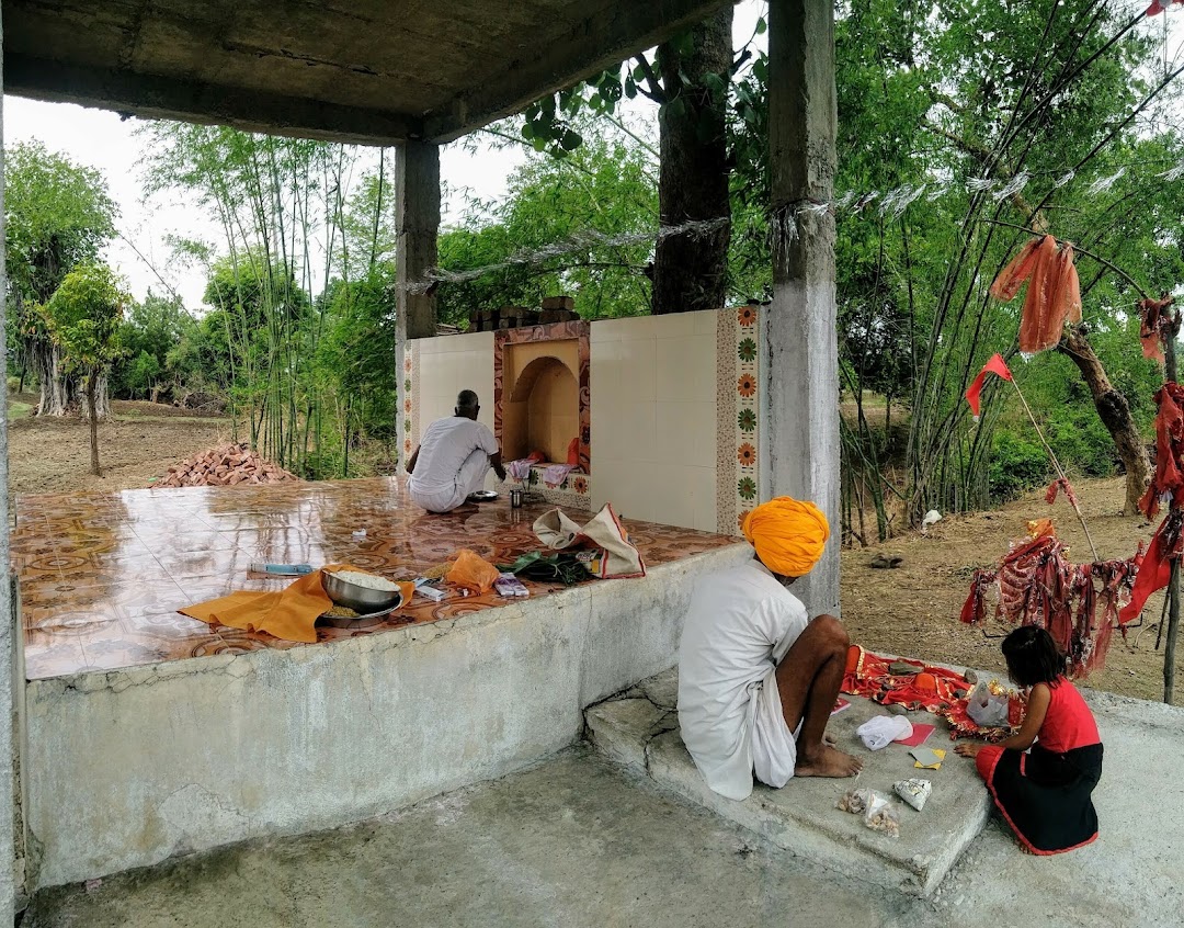 श्री पोलिया महाराज मंदिर, सुदवास।