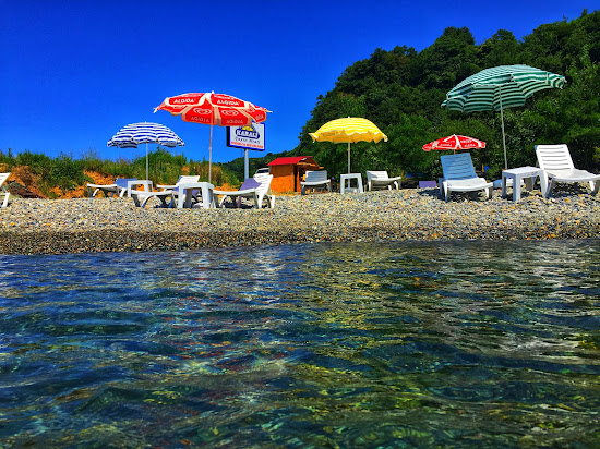 Family Beach Piti