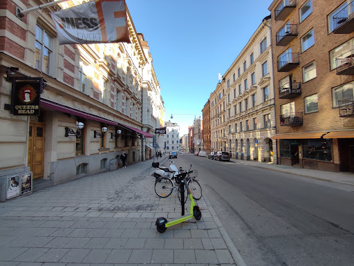Jenny Nyström Stoopendaal Marker, 111 61 Stockholm