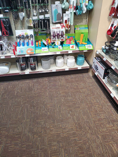 Shopping Mall «Centralia Outlets», reviews and photos, 1342 Lum Rd, Centralia, WA 98531, USA