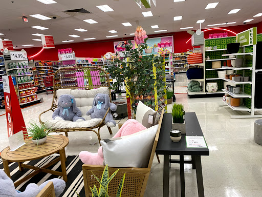 Department Store «Target», reviews and photos, 401 W Irving Park Rd, Wood Dale, IL 60191, USA
