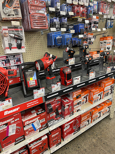 Hardware Store «Harbor Freight Tools», reviews and photos, 2950 NE Hogan Dr, Gresham, OR 97030, USA