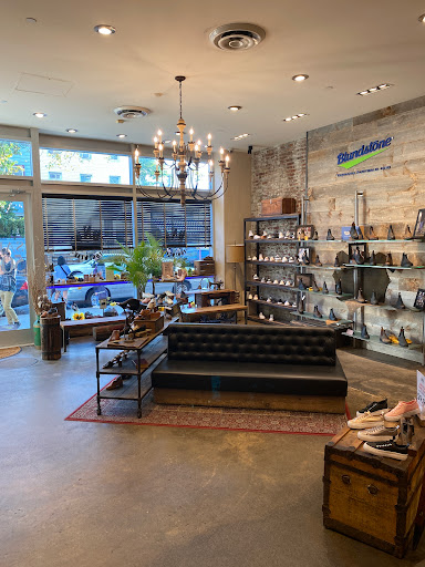 Shoe Store «DNA Footwear Williamsburg», reviews and photos, 133 N 7th St, Brooklyn, NY 11249, USA