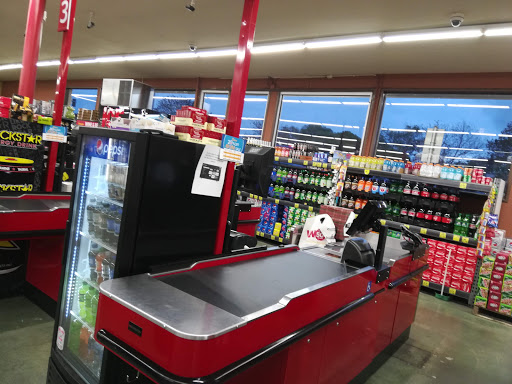 Grocery Store «Grocery Outlet Bargain Market», reviews and photos, 825 W 11th St, Tracy, CA 95376, USA