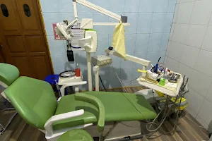 Klinik gigi drg. Rahmawaty A. image