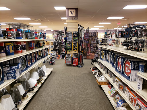 Gift Shop «Shady Maple Gift Shop», reviews and photos, 129 Toddy Dr, East Earl, PA 17519, USA