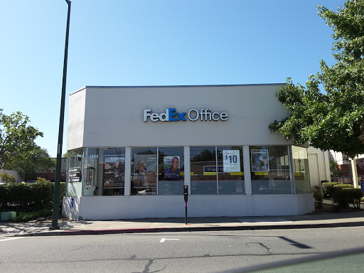 Print Shop «FedEx Office Print & Ship Center», reviews and photos, 1909 Mt Diablo Blvd, Walnut Creek, CA 94596, USA