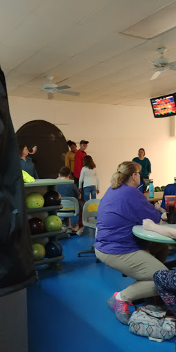 Bowling Alley «Retro Bowl», reviews and photos, 906 Liberty Dr, Liberty, MO 64068, USA